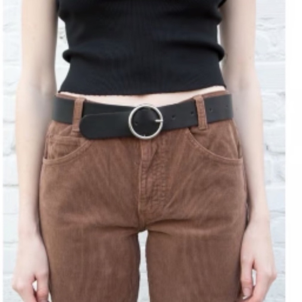 Brandy Melville Round Buckle Black Belt